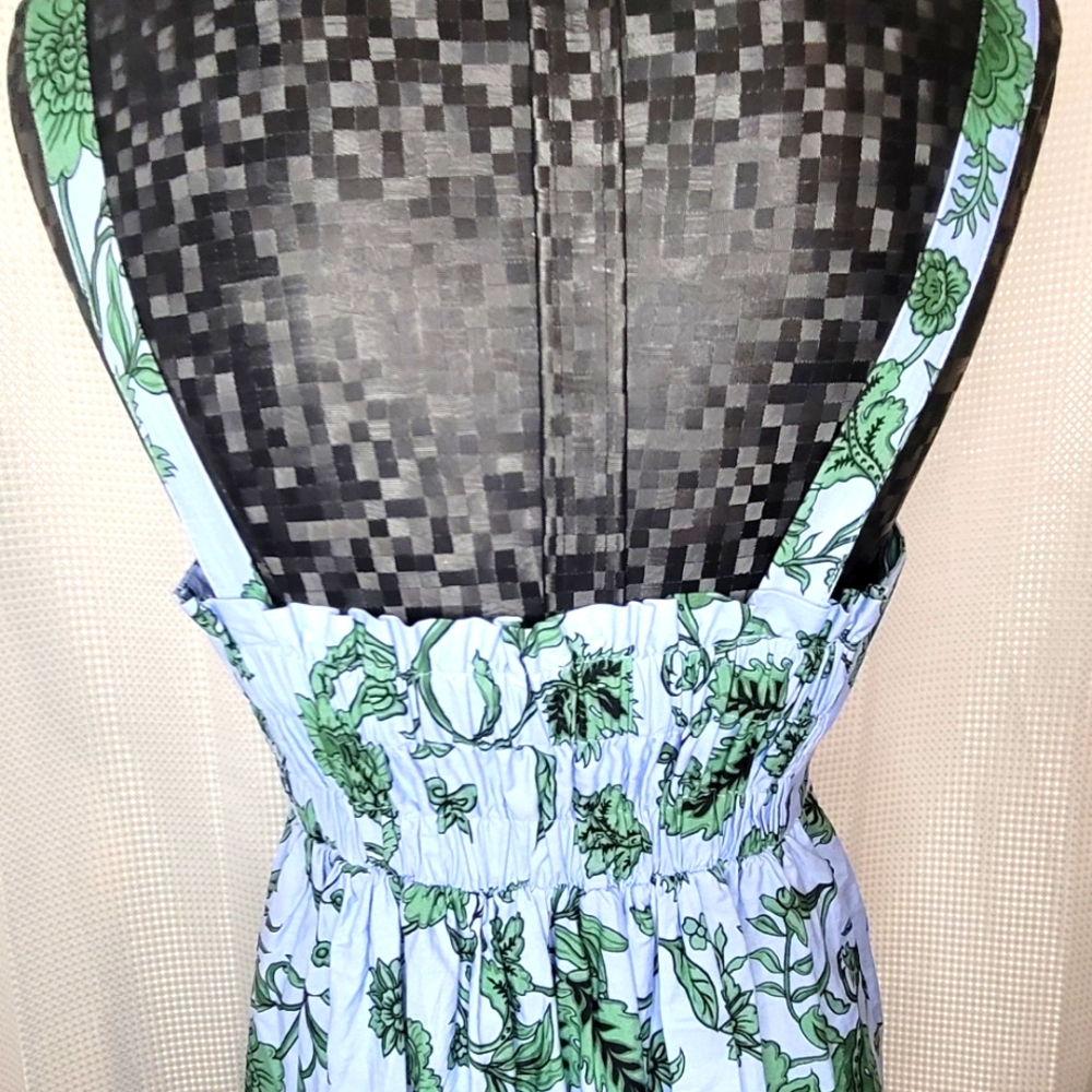 Dress - Picture 5 of 9